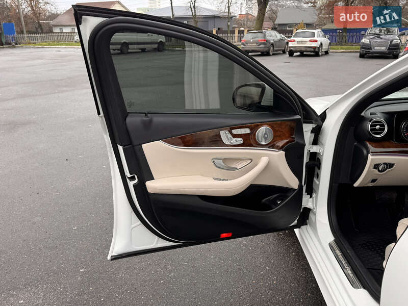 Седан Mercedes-Benz E-Class 2017 в Виннице