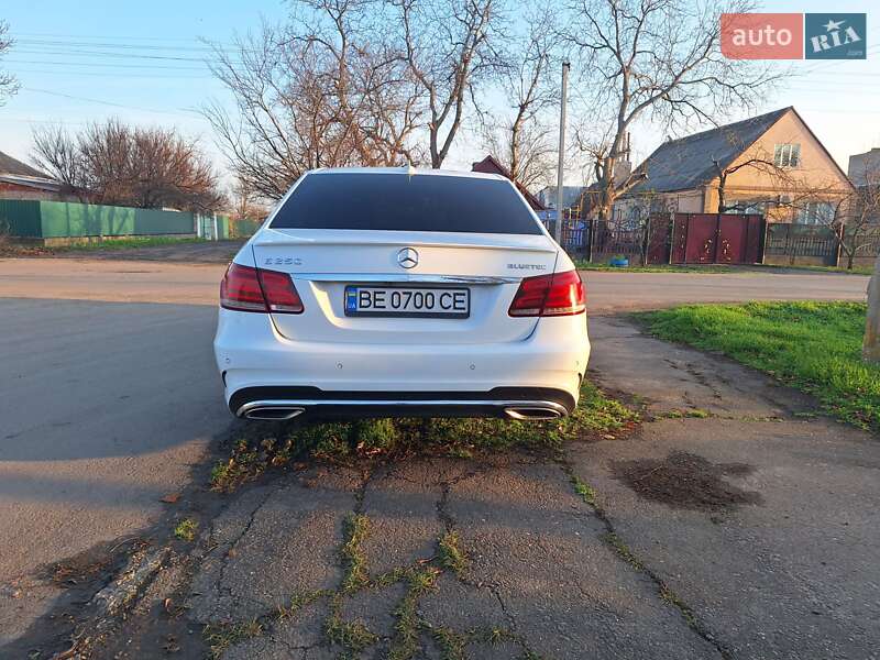 Седан Mercedes-Benz E-Class 2013 в Николаеве