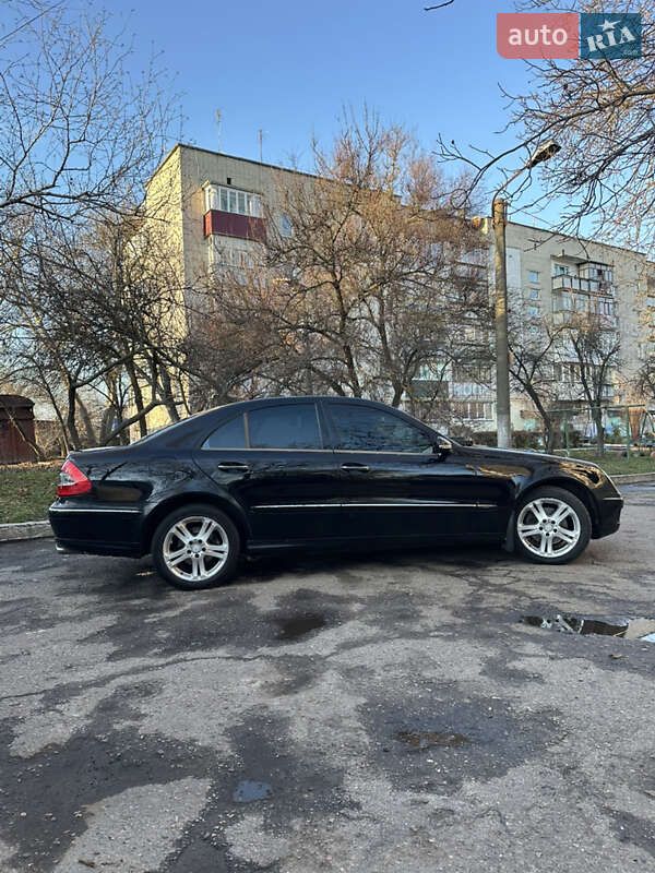 Седан Mercedes-Benz E-Class 2008 в Смеле