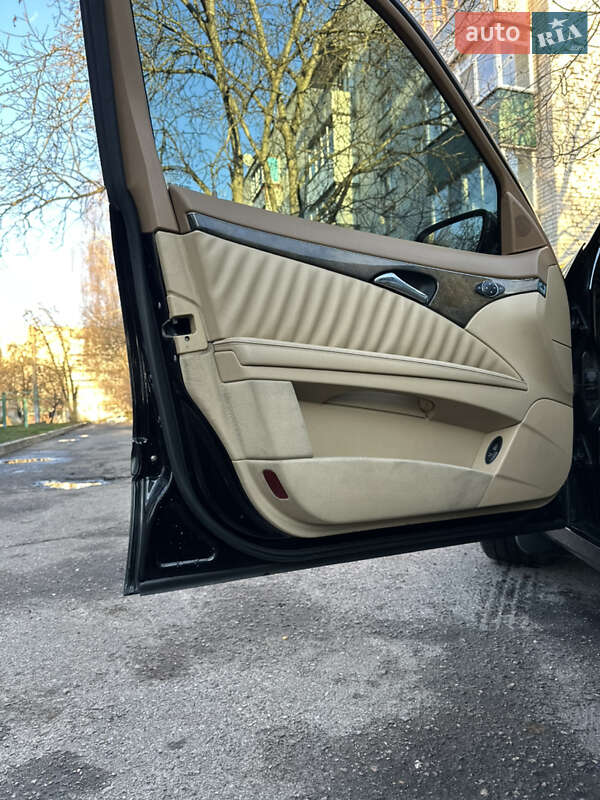 Седан Mercedes-Benz E-Class 2008 в Смеле