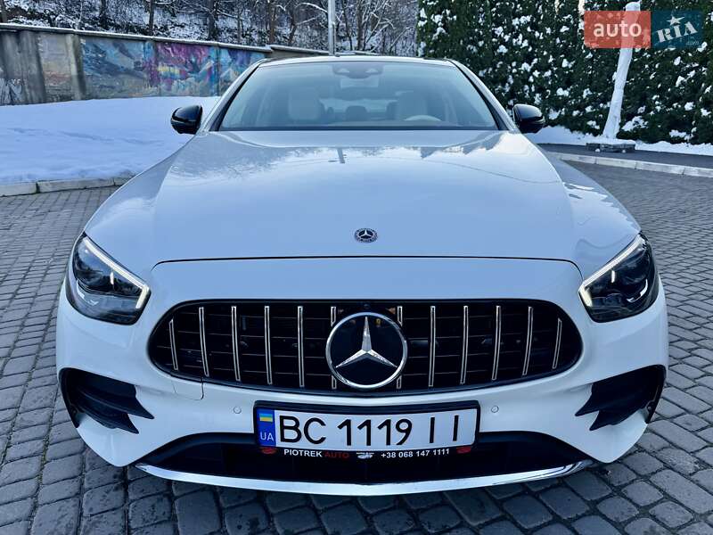 Седан Mercedes-Benz E-Class 2019 в Львові