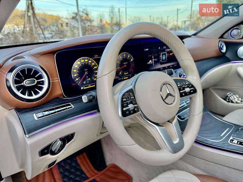 Седан Mercedes-Benz E-Class 2019 в Львові