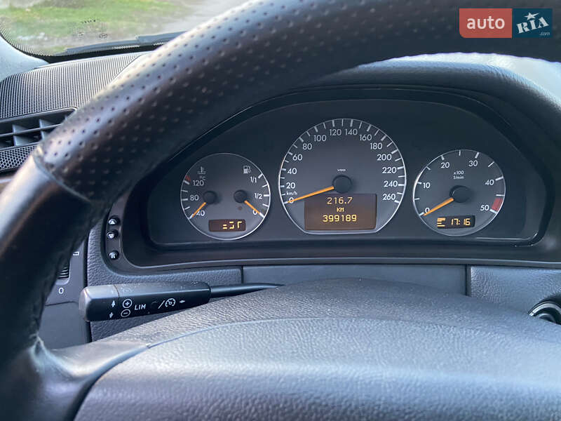 Седан Mercedes-Benz E-Class 2000 в Луцьку