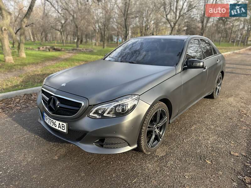 Седан Mercedes-Benz E-Class 2013 в Запоріжжі