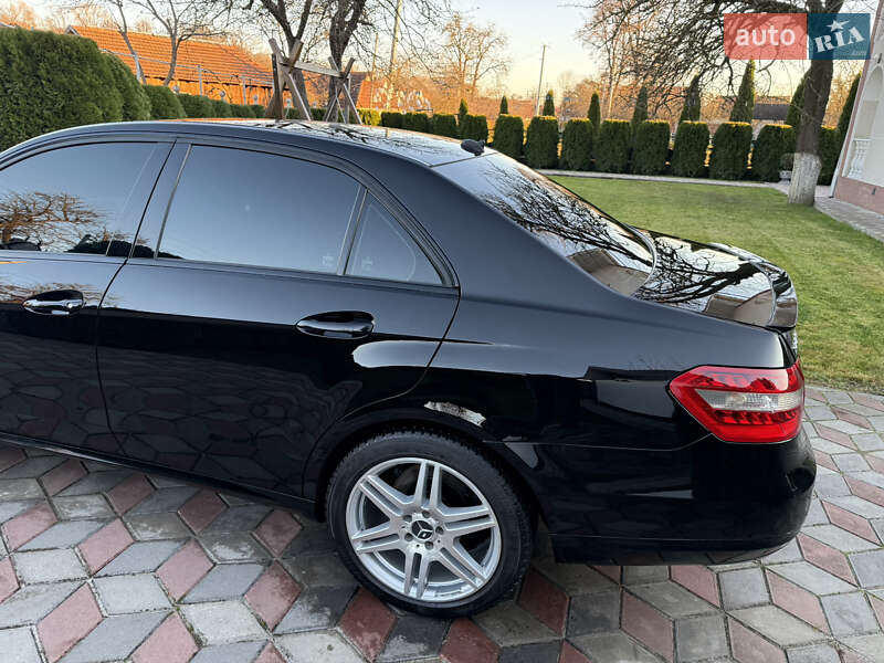 Седан Mercedes-Benz E-Class 2009 в Коломые