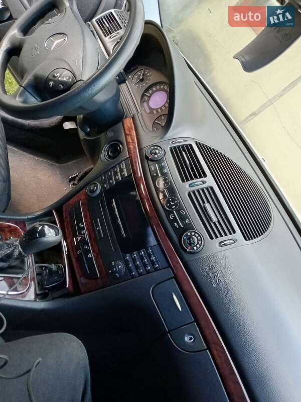 Седан Mercedes-Benz E-Class 2003 в Коломые