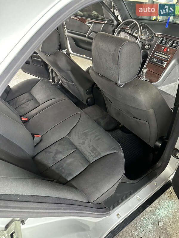 Седан Mercedes-Benz E-Class 1996 в Василькове фото 13 Седан Mercedes-Benz E-Class 1996 в Василькове