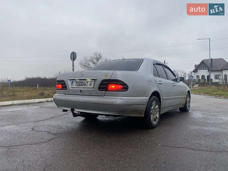 Седан Mercedes-Benz E-Class 2000 в Костополе фото 3 Седан Mercedes-Benz E-Class 2000 в Костополе