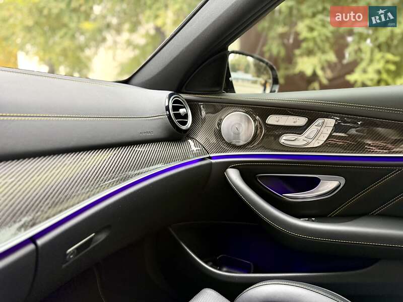 Седан Mercedes-Benz E-Class 2018 в Дніпрі