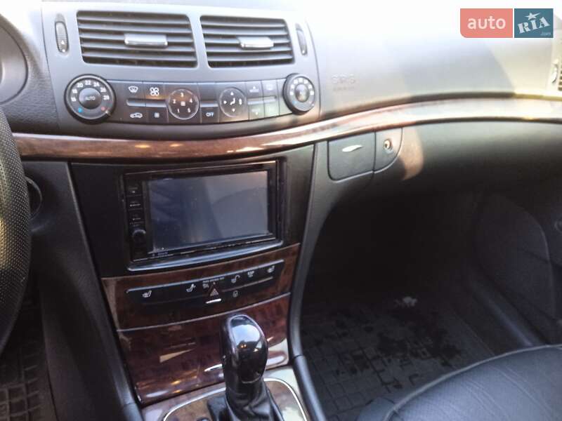 Седан Mercedes-Benz E-Class 2006 в Новому Розділі фото 9 Седан Mercedes-Benz E-Class 2006 в Новому Розділі