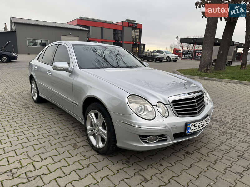 Седан Mercedes-Benz E-Class 2008 в Сторожинці