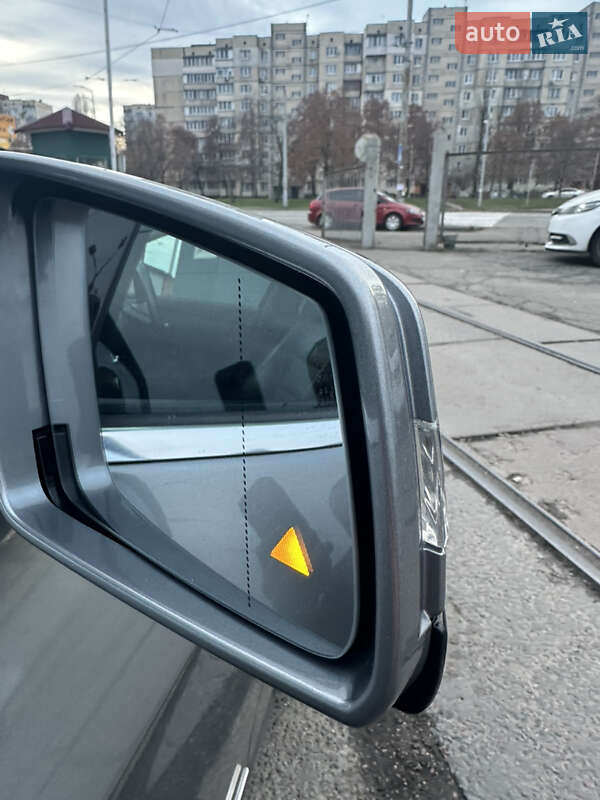 Седан Mercedes-Benz E-Class 2010 в Киеве