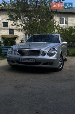 Седан Mercedes-Benz E-Class 2003 в Виннице
