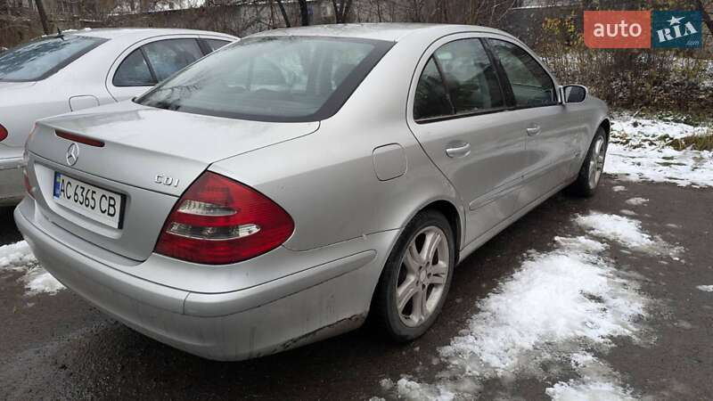 Седан Mercedes-Benz E-Class 2003 в Луцьку