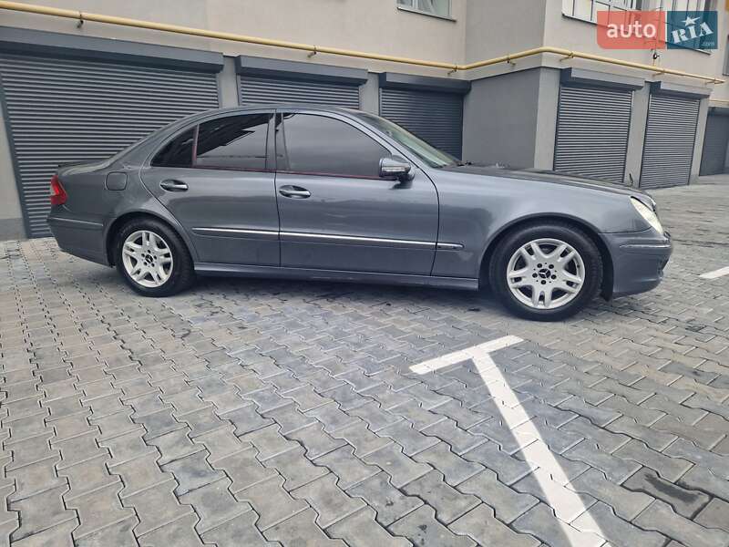 Седан Mercedes-Benz E-Class 2008 в Хмельницькому