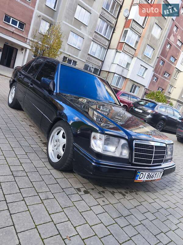 Седан Mercedes-Benz E-Class 1994 в Коломые