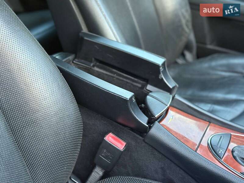 Седан Mercedes-Benz E-Class 2007 в Самборі