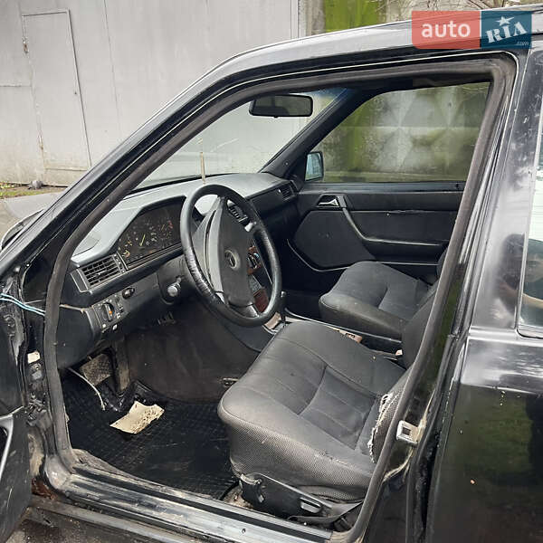 Седан Mercedes-Benz E-Class 1989 в Хмельницком