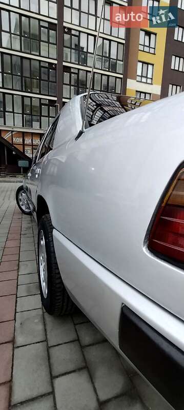 Седан Mercedes-Benz E-Class 1988 в Тернополі фото 15 Седан Mercedes-Benz E-Class 1988 в Тернополі