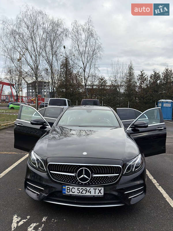 Седан Mercedes-Benz E-Class 2016 в Львові