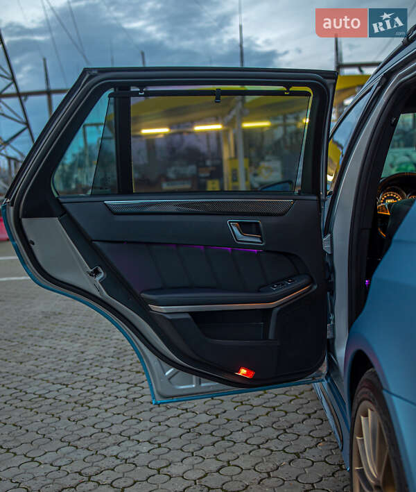 Універсал Mercedes-Benz E-Class 2014 в Чернівцях