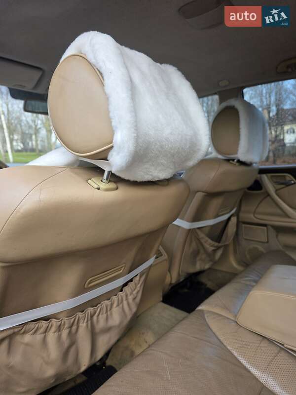 Седан Mercedes-Benz E-Class 2000 в Хмельницком