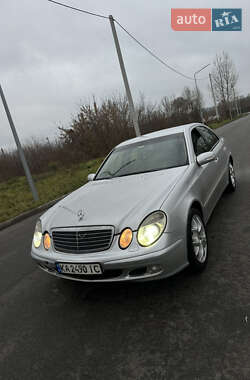 Седан Mercedes-Benz E-Class 2003 в Василькове
