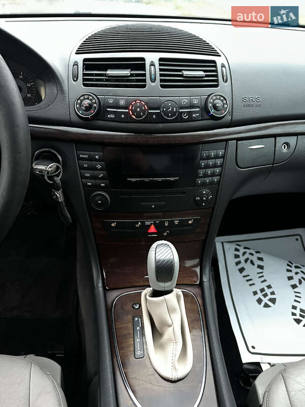 Седан Mercedes-Benz E-Class 2003 в Василькові