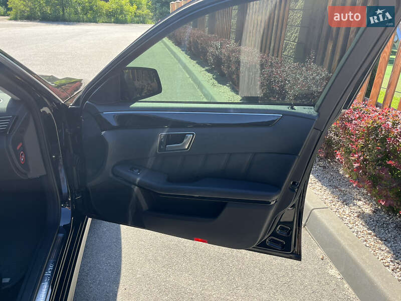 Седан Mercedes-Benz E-Class 2012 в Дніпрі фото 7 Седан Mercedes-Benz E-Class 2012 в Дніпрі