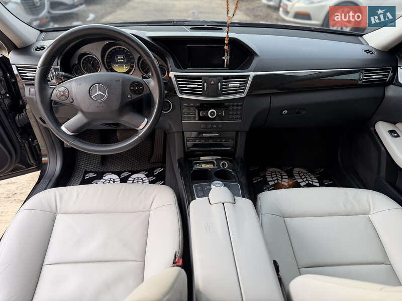 Седан Mercedes-Benz E-Class 2013 в Івано-Франківську