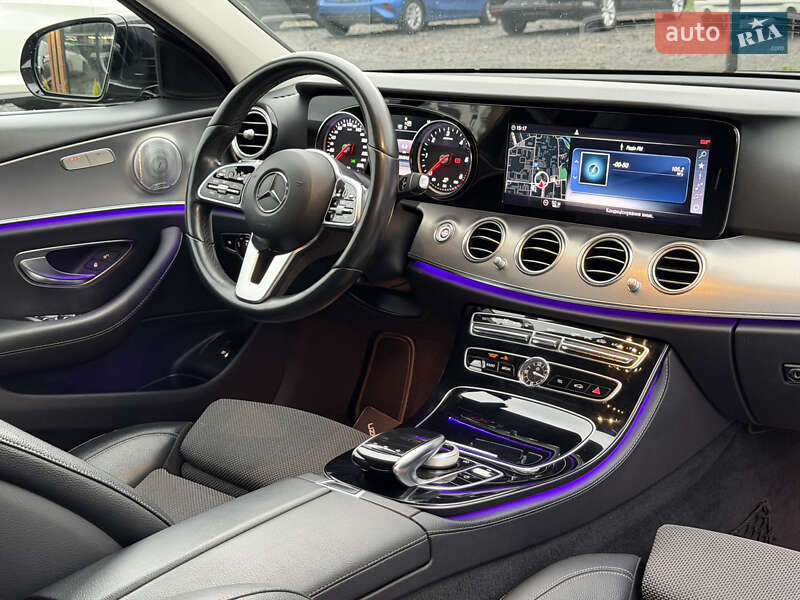 Седан Mercedes-Benz E-Class 2019 в Ужгороді