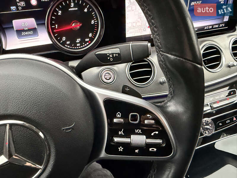 Седан Mercedes-Benz E-Class 2019 в Ужгороді