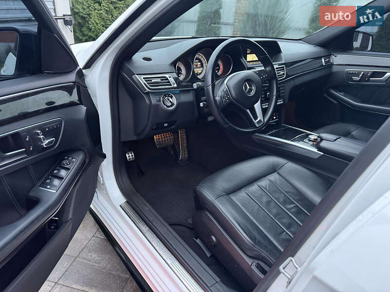 Седан Mercedes-Benz E-Class 2013 в Охтирці
