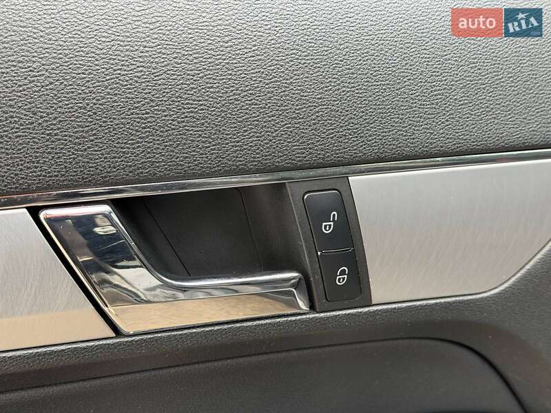 Купе Mercedes-Benz E-Class 2010 в Кривому Розі