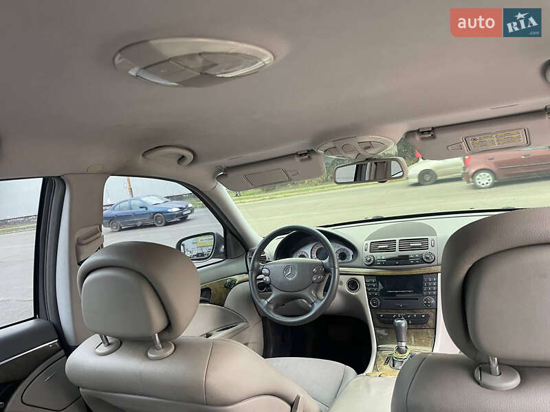 Седан Mercedes-Benz E-Class 2007 в Кривом Роге