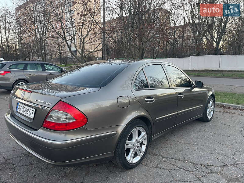 Седан Mercedes-Benz E-Class 2007 в Кривом Роге
