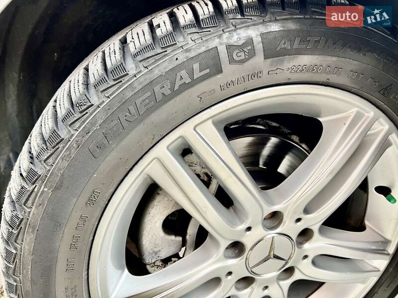 Седан Mercedes-Benz E-Class 2013 в Києві