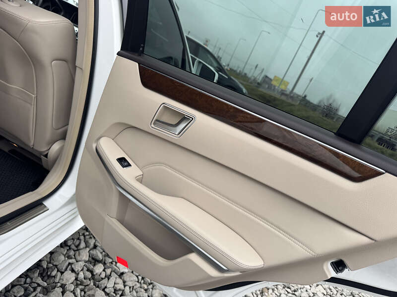Седан Mercedes-Benz E-Class 2015 в Стрию фото 42 Седан Mercedes-Benz E-Class 2015 в Стрию