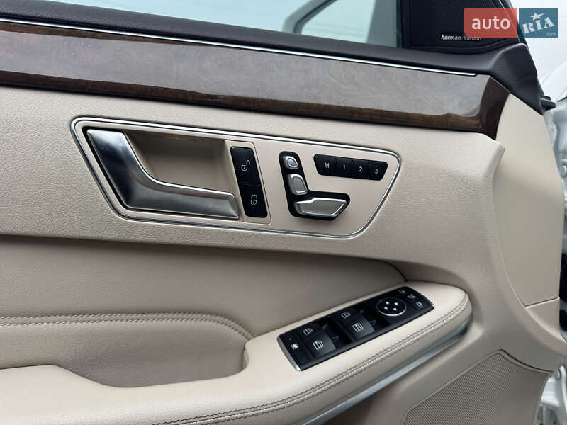 Седан Mercedes-Benz E-Class 2015 в Стрию фото 56 Седан Mercedes-Benz E-Class 2015 в Стрию