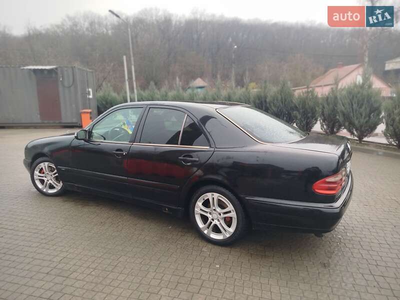 Седан Mercedes-Benz E-Class 2002 в Полтаві