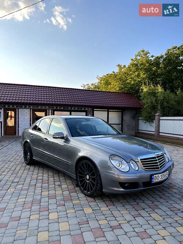 Mercedes-Benz E-Class 2008