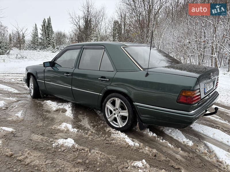 Седан Mercedes-Benz E-Class 1995 в Тернополе