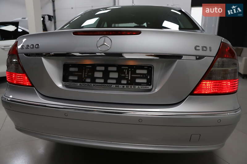 Седан Mercedes-Benz E-Class 2008 в Дрогобичі