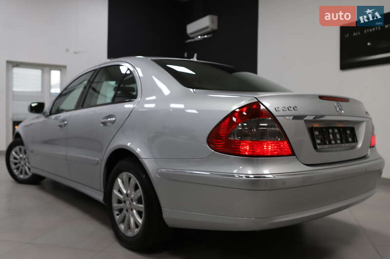 Седан Mercedes-Benz E-Class 2008 в Дрогобичі