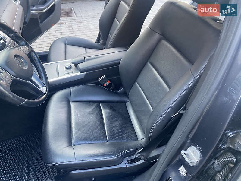 Седан Mercedes-Benz E-Class 2015 в Ивано-Франковске