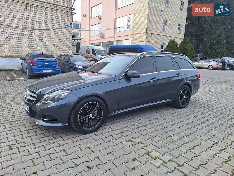 Седан Mercedes-Benz E-Class 2015 в Ивано-Франковске