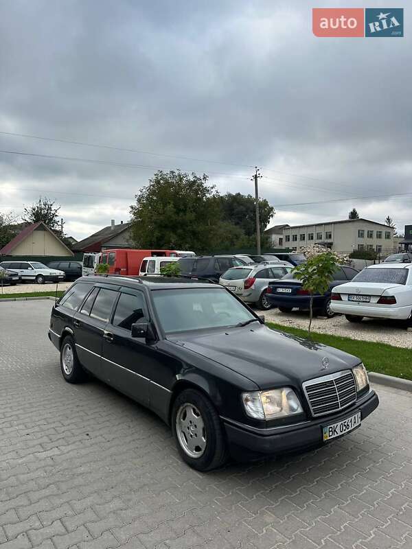 Универсал Mercedes-Benz E-Class 1994 в Шумске