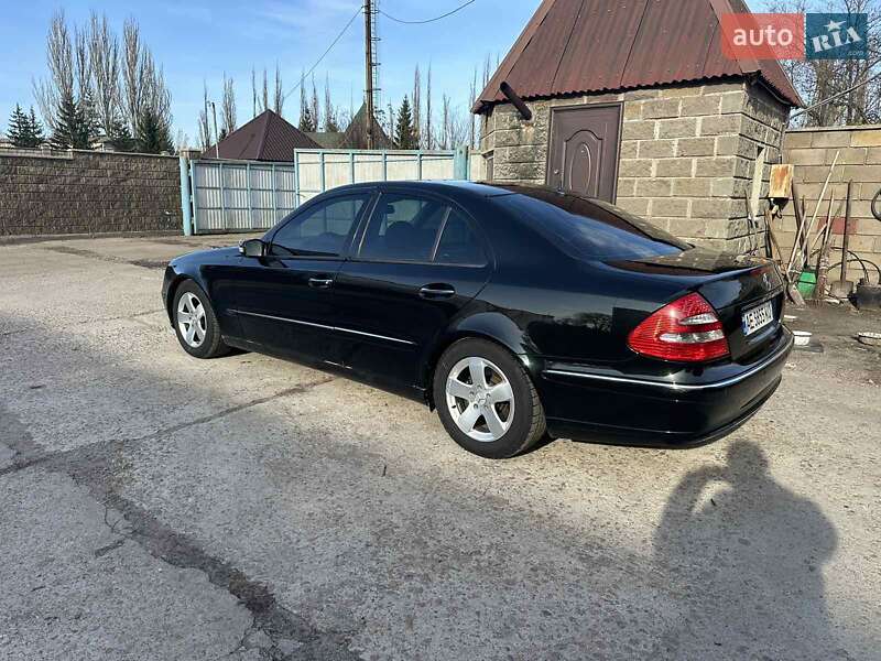 Седан Mercedes-Benz E-Class 2003 в Покрові