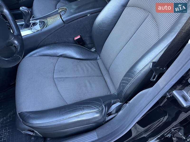 Седан Mercedes-Benz E-Class 2004 в Надвірній фото 16 Седан Mercedes-Benz E-Class 2004 в Надвірній