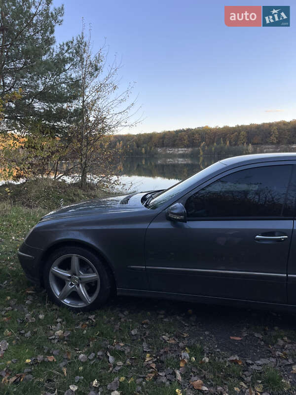 Седан Mercedes-Benz E-Class 2006 в Вінниці